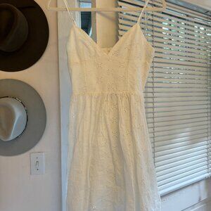 NWT XS Zara Mini Eyelet Sun Dress